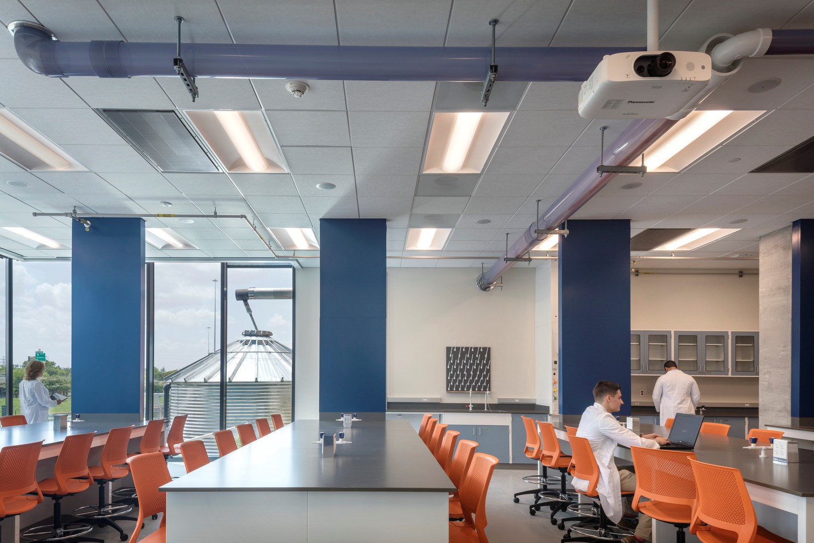 University of Houston-Downtown Sciences and Technology Building